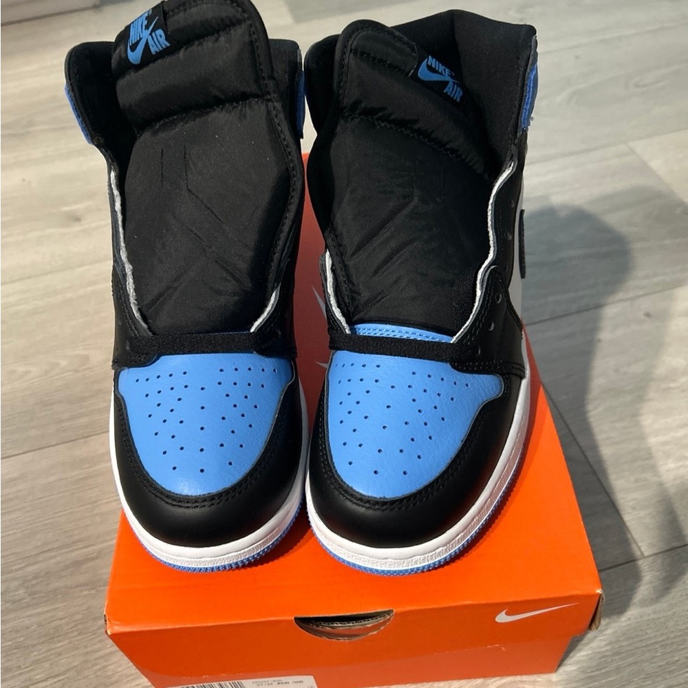 Jordan Retro 1 “UNC” 7Y (GS)2023